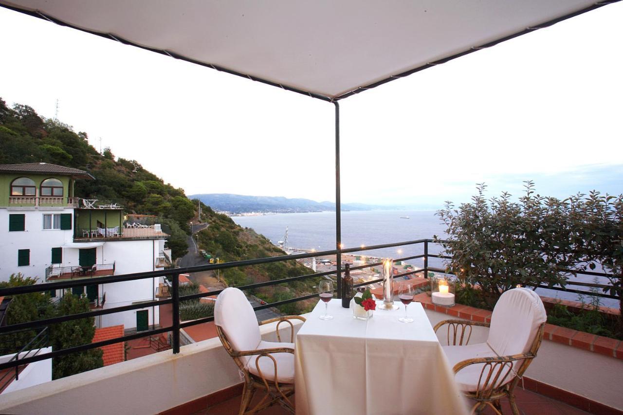 Residence Borgo San Sebastiano Bergeggi Zimmer foto